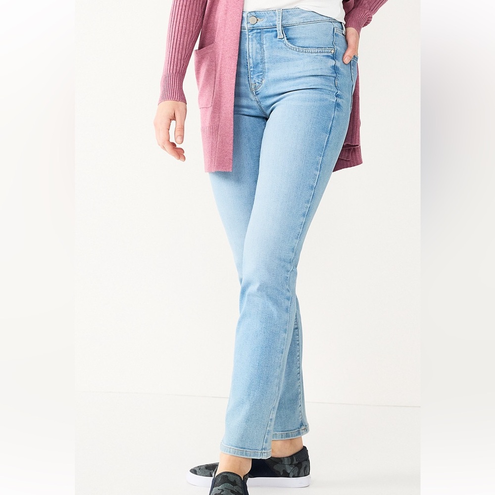 Slim straight jeans